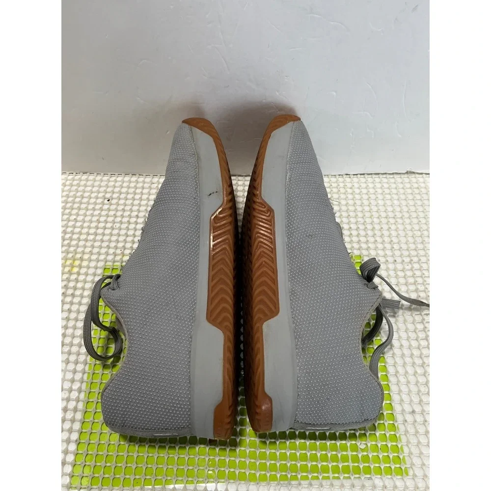 NOBULL Trainer  Gum Sole Men's 12 Women's13.5 Gray Cross Training Shoes Sneakers